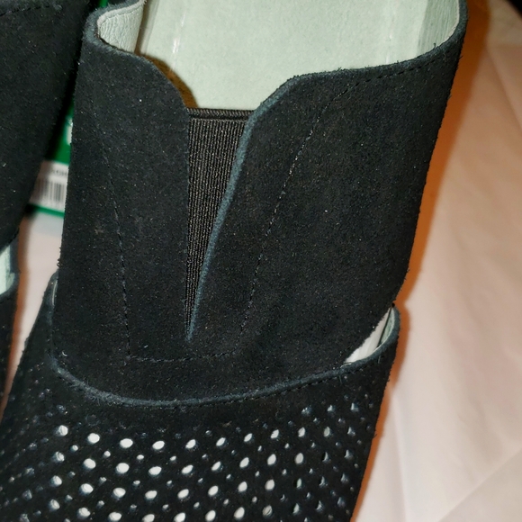 David Tate New Wedge Mule Sandals Slip-On Clog NWT Perf Suede BLACK Women's 12 - Picture 10 of 13